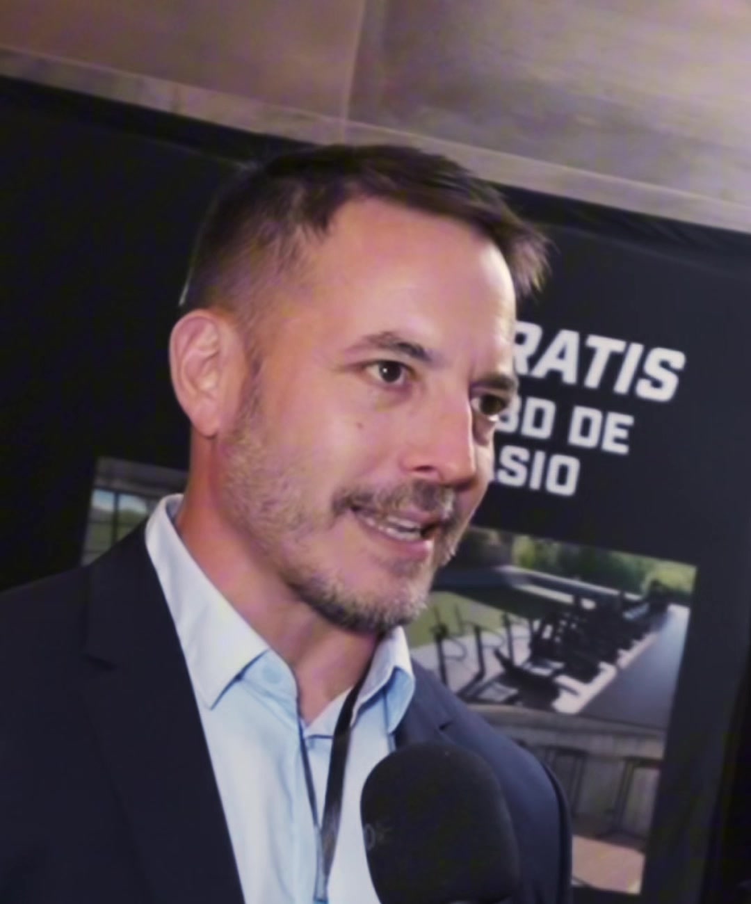 Guillermo Vélez en el stand de IRONSIDE en Mercado Fitness 2025